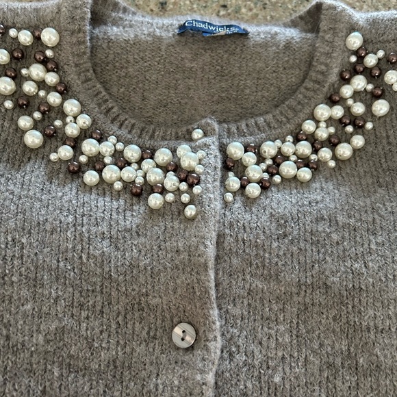 Chadwick’s brand Grey Cardigan Sweater. SIZE LARGE. Embellished with faux pearls - Picture 3 of 5